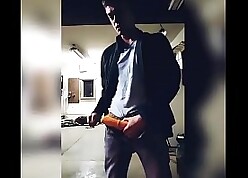 Gostoso na punheta